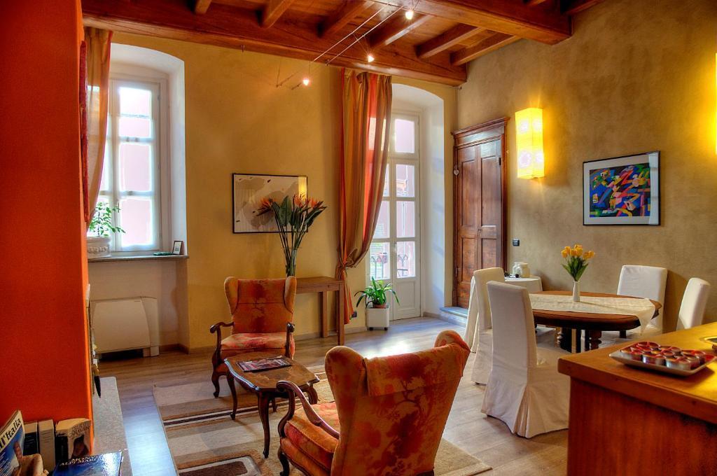 Domus Aurea Bed & Breakfast Saluzzo Exterior photo
